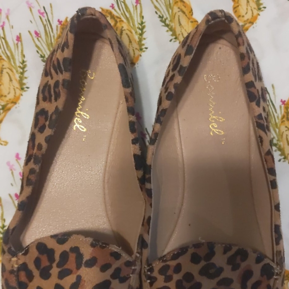 Cheetah print shoes - Picture 2 of 3